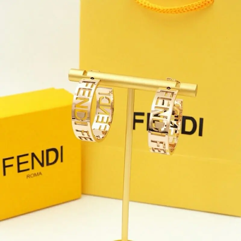 fendi boucles doreilles pour femme s_125161b1